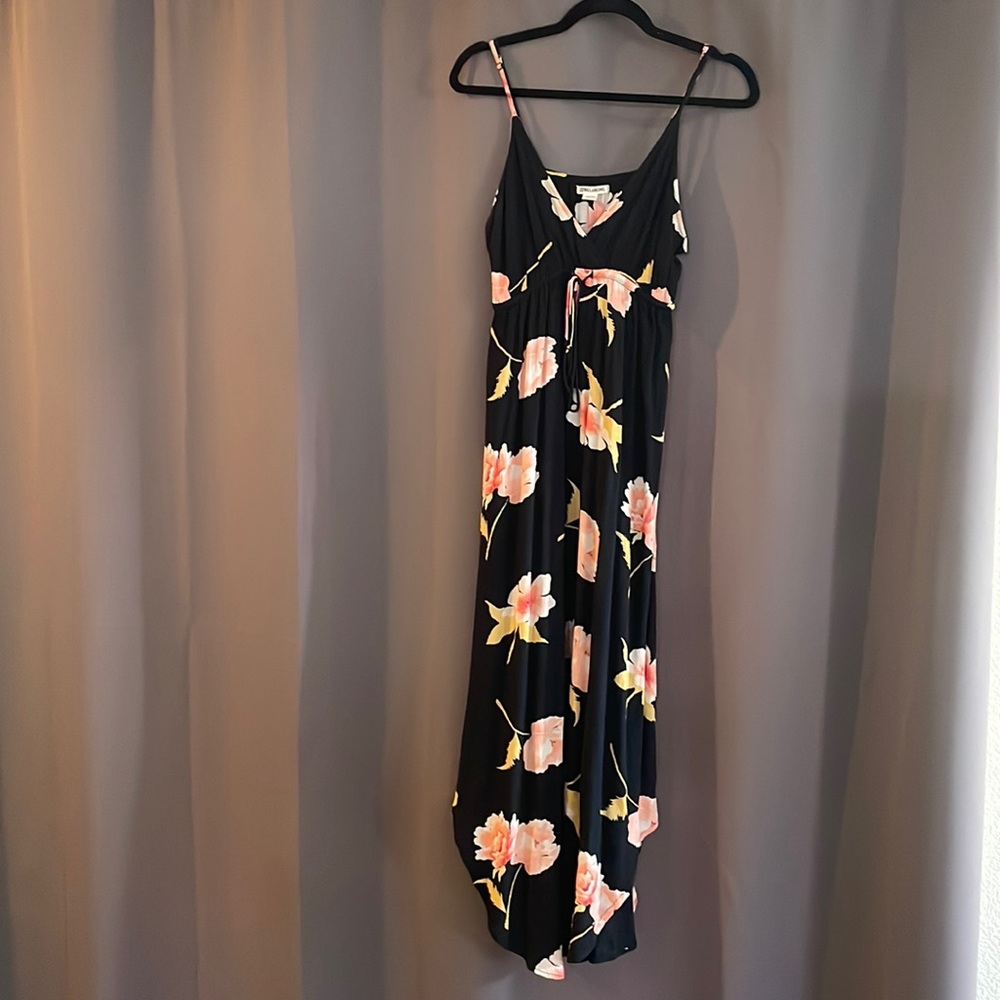 Billabong black flower dress